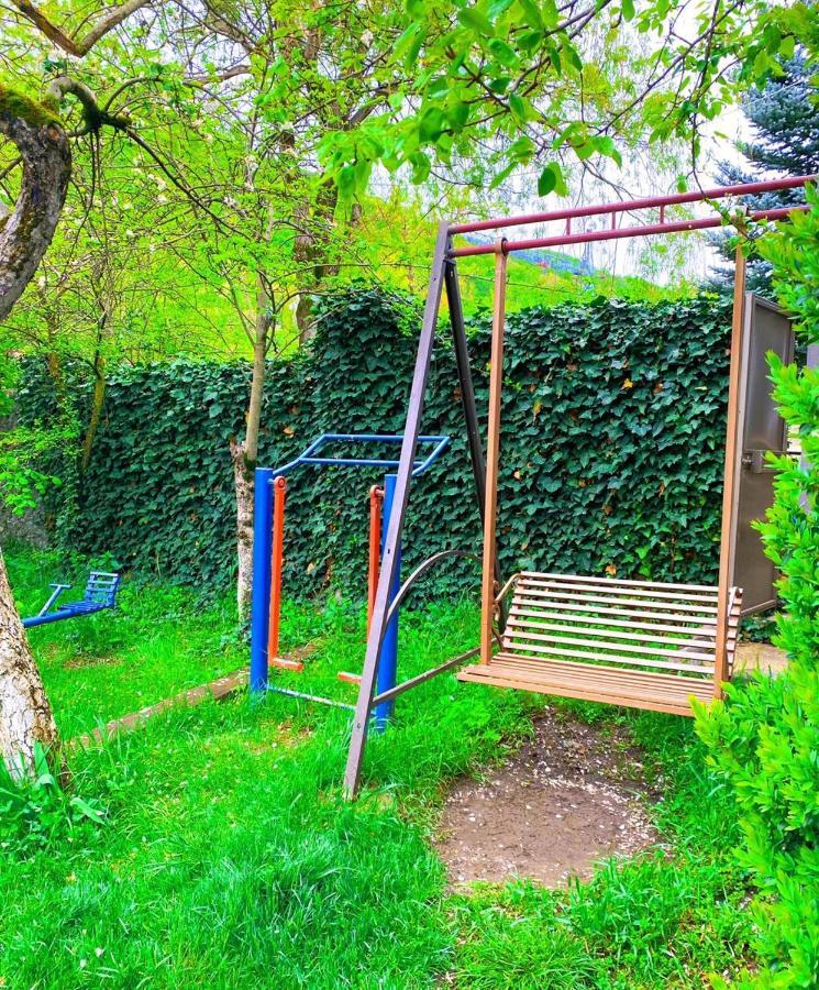Green Garden Hotel Dilijan Exterior foto