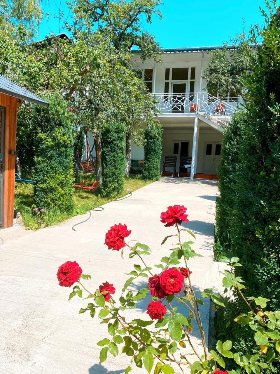 Green Garden Hotel Dilijan Exterior foto